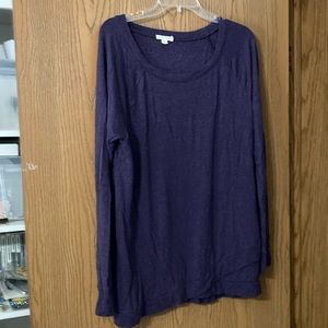 Xl purple light weight super soft sweater. Smoke free pet friendly home